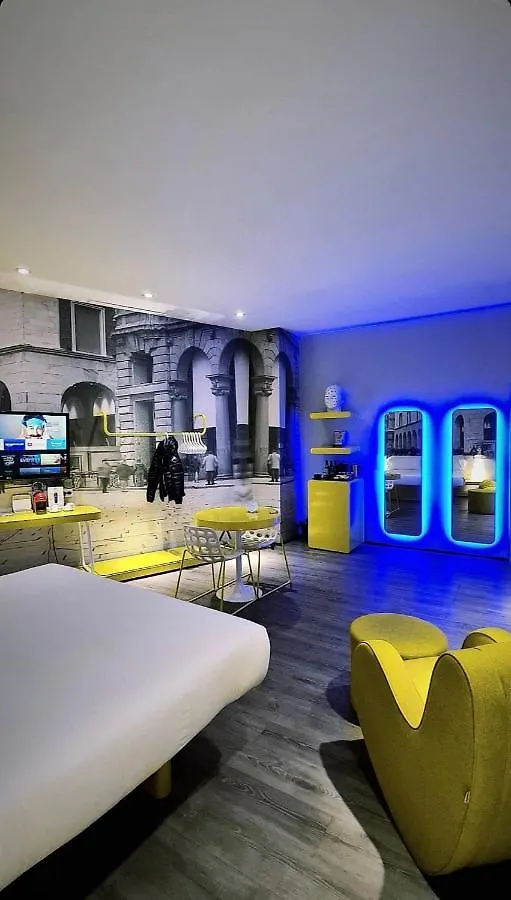 The Street Milano Duomo | A Design Boutique Hotel